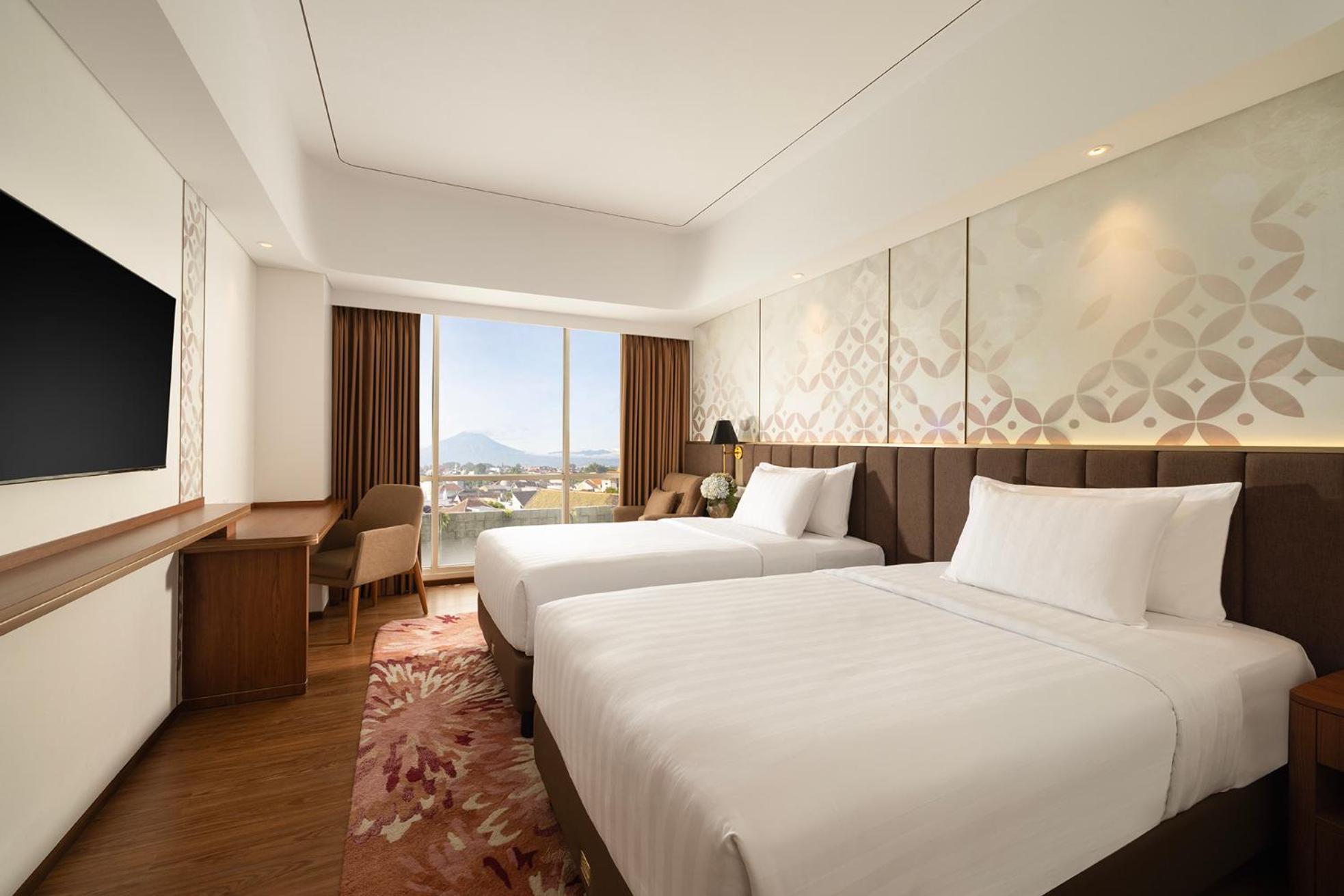 Premier Twin Room